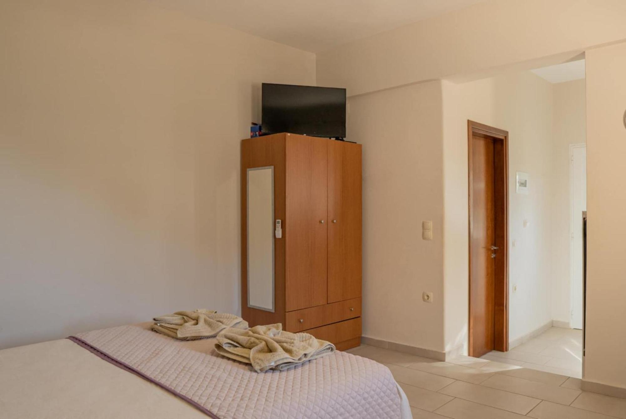 Studios Anna Maria With Sea View Kapetaniana Экстерьер фото